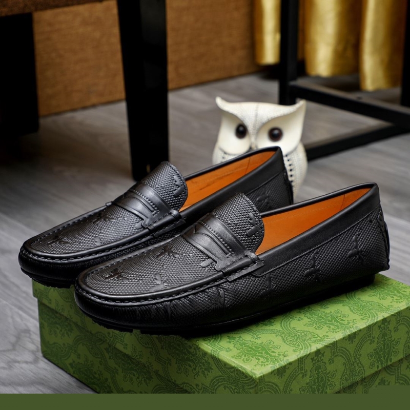G*u*i leather shoes